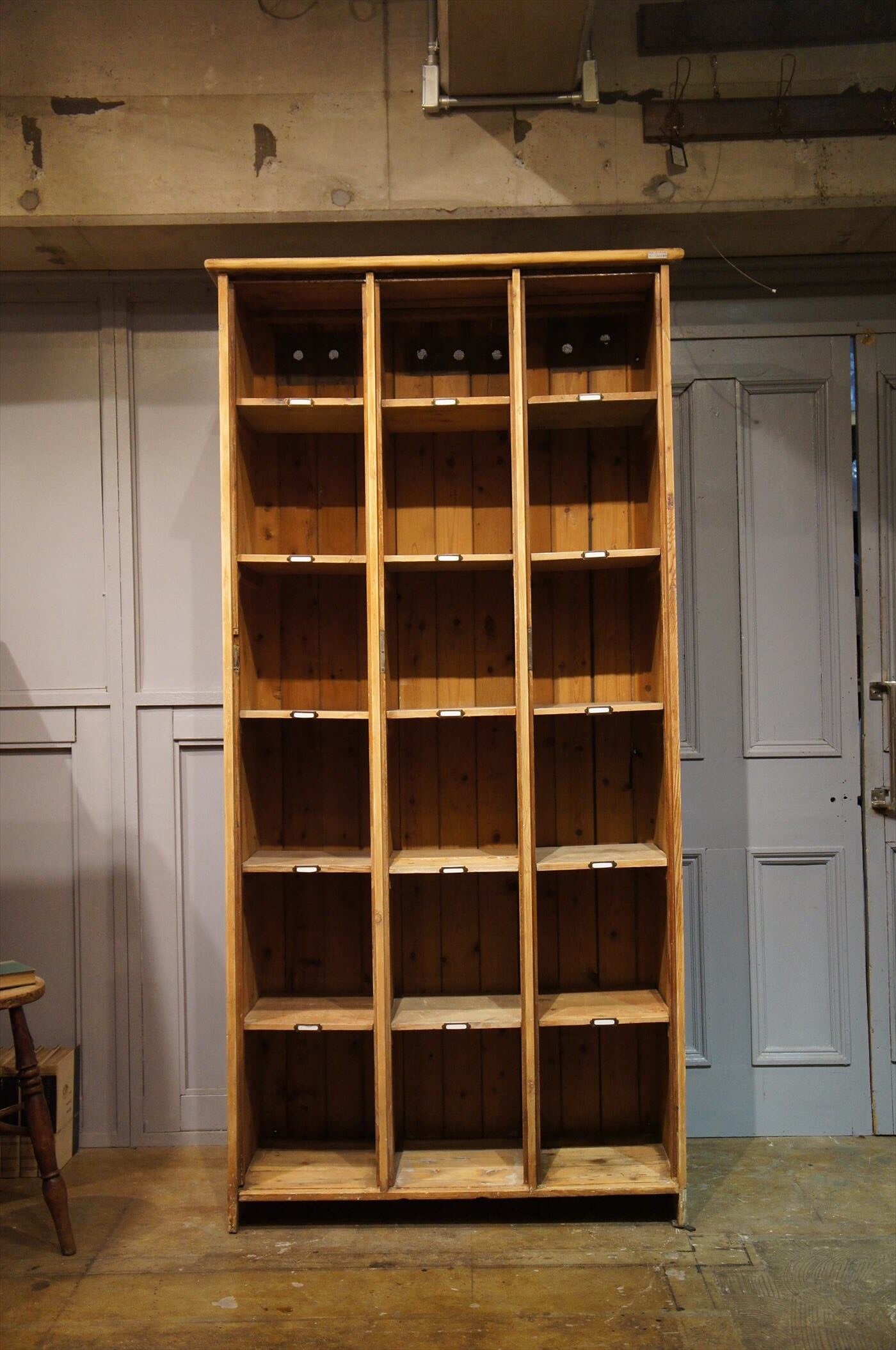 パイン ピジョンホール スクール ロッカー | ARTICLE PRODUCT