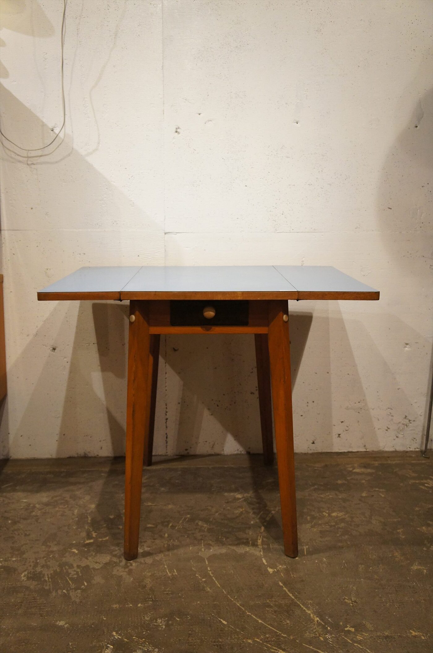 バタフライテーブル　机　キッチン　古家具　古道具　アンティーク　昭和レトロ バタフライテーブル 机 キッチン 古家具 古道具 アンティーク 昭和