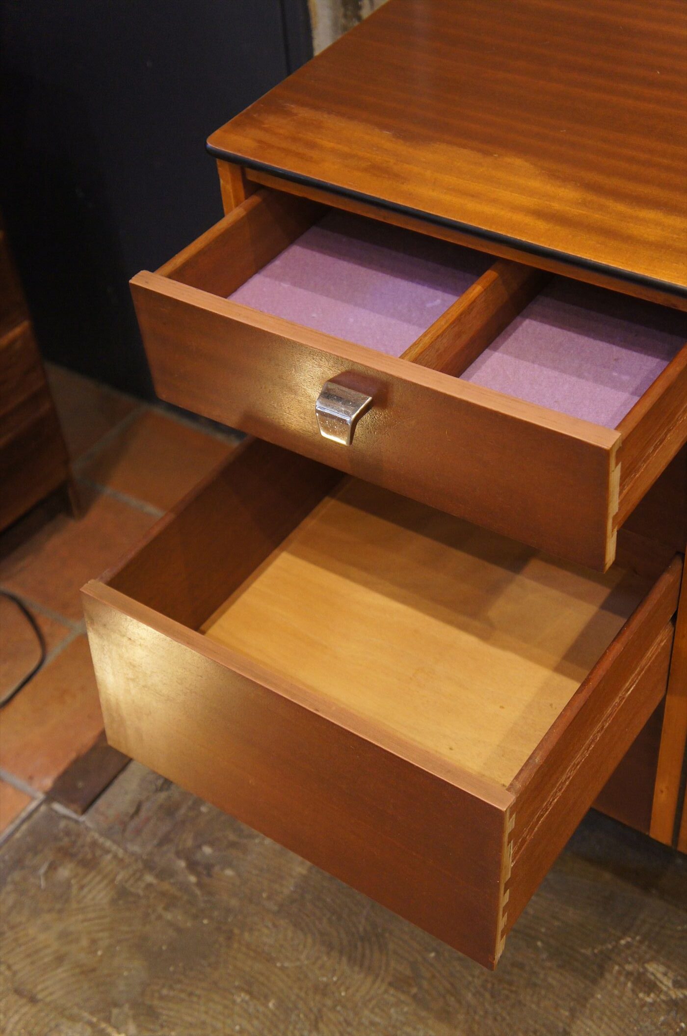 AVALON] サイドボード | ARTICLE PRODUCT（アンティーク・ヴィンテージ